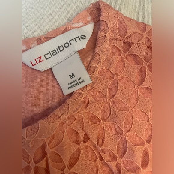Liz Claiborne Women’s Keyhole Neck Sleeveless Blouse Pink Medium. New w tag - Picture 7 of 10